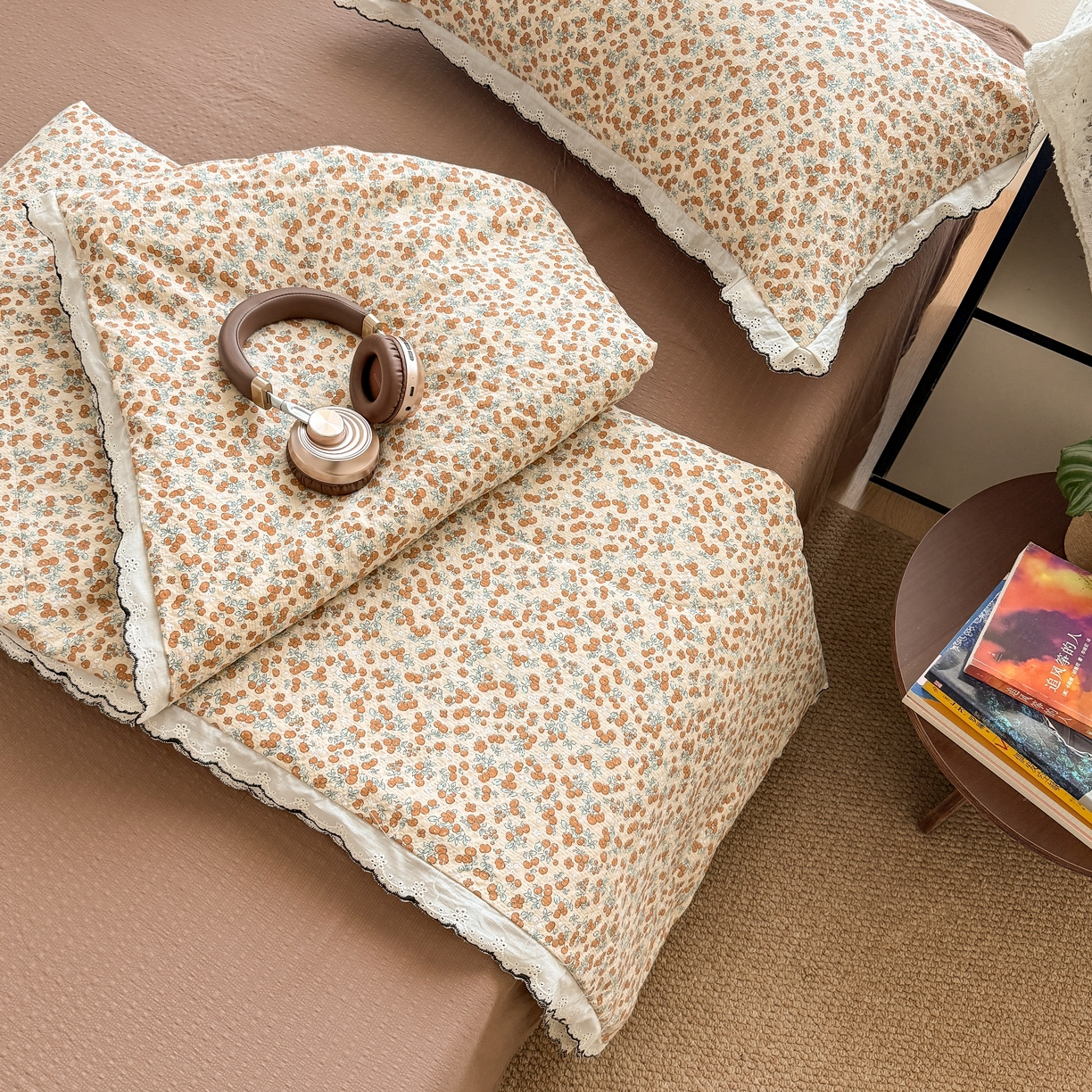 91家纺网 家纺一手货源 找家纺 欧尚 2026新款蕾丝花边夏被款四件套 暖橘枝