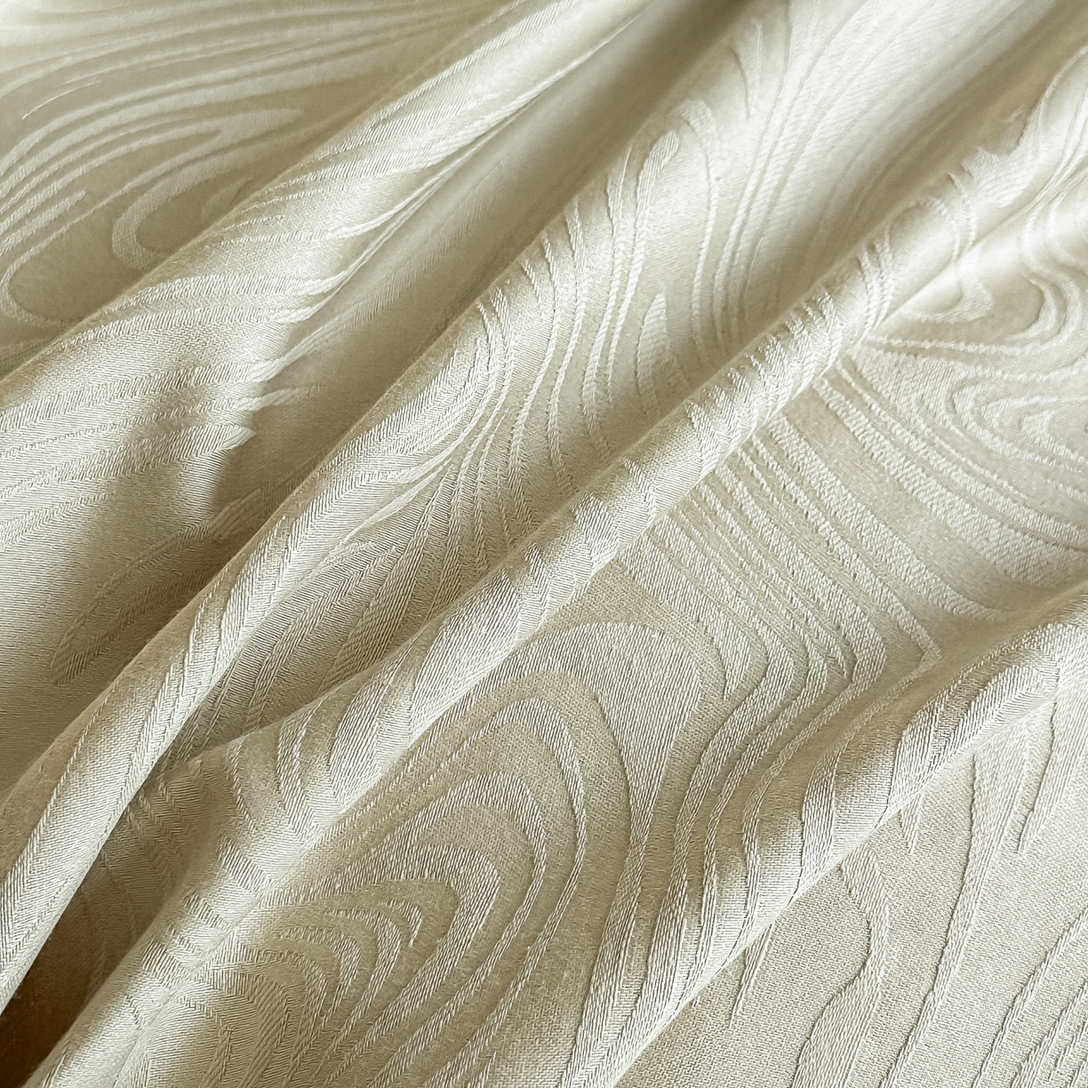 91家纺网 家纺一手货源 找家纺 宅家居 2026新款轻奢A类60支立体浮雕长绒棉纯棉提花贡缎全棉四件套光泽绸缎感三件套 幻纤影-香槟绿