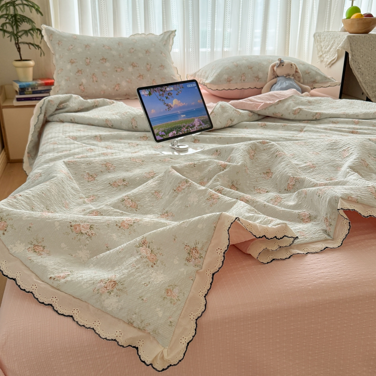 91家纺网 家纺一手货源 找家纺 欧尚 2026新款蕾丝花边夏被款四件套 柔诗意