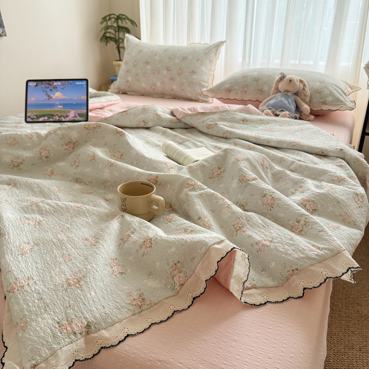 91家纺网 家纺一手货源 找家纺 欧尚 2026新款蕾丝花边夏被款四件套 柔诗意