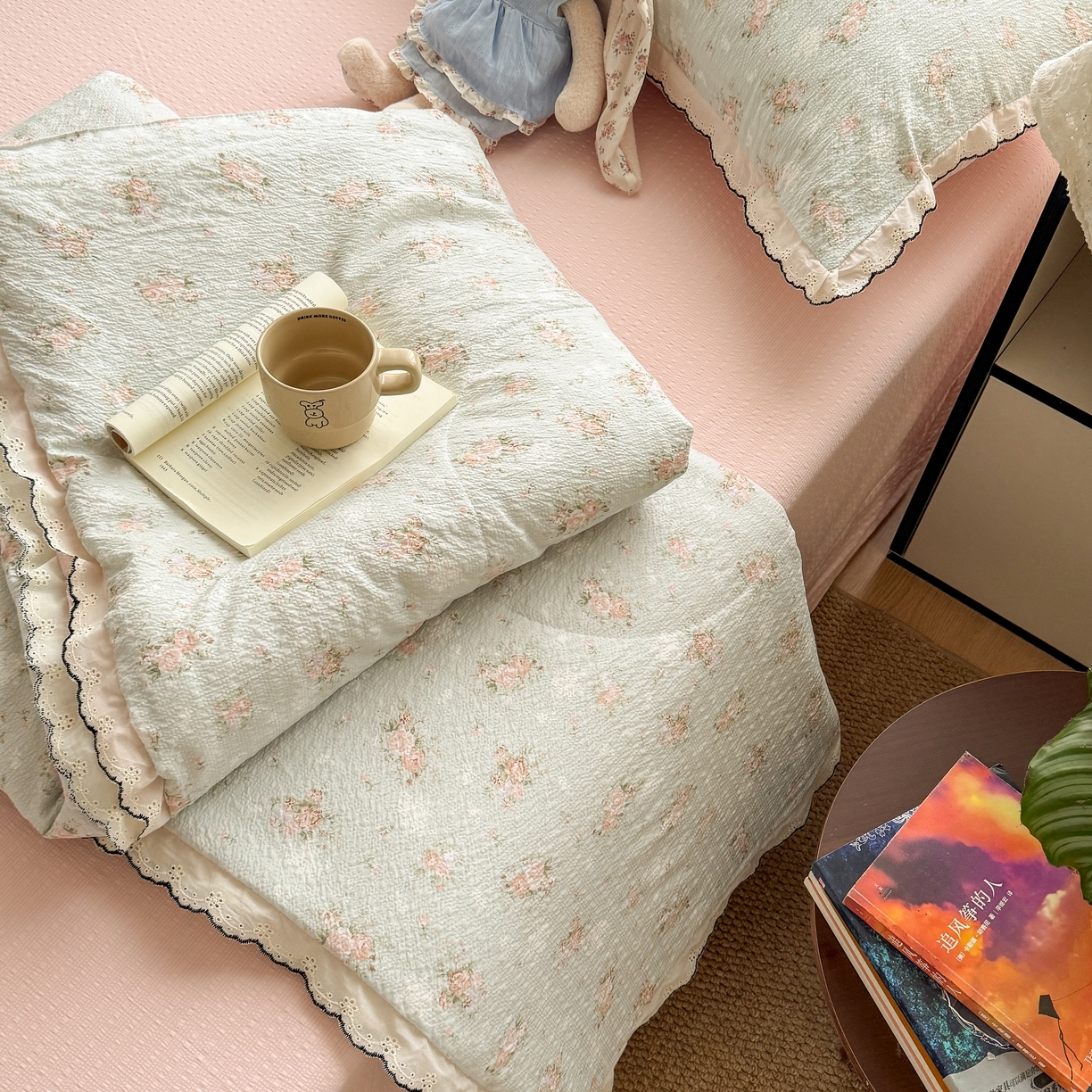 91家纺网 家纺一手货源 找家纺 欧尚 2026新款蕾丝花边夏被款四件套 柔诗意