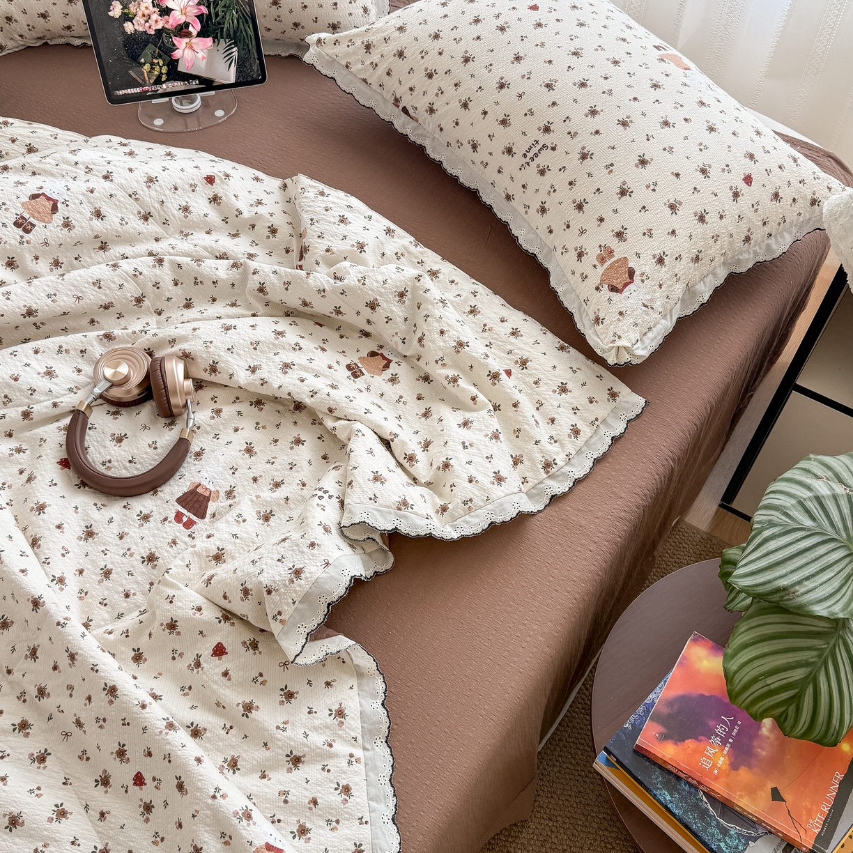 91家纺网 家纺一手货源 找家纺 欧尚 2026新款蕾丝花边夏被款四件套 田园兔