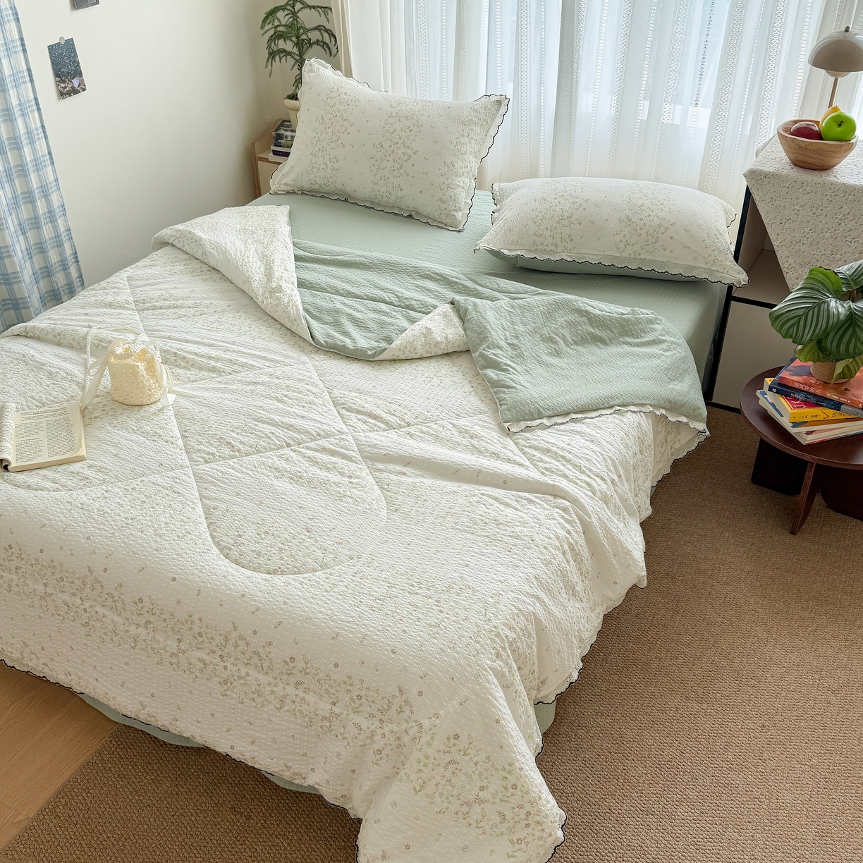 91家纺网 家纺一手货源 找家纺 欧尚 2026新款蕾丝花边夏被款四件套 绿意