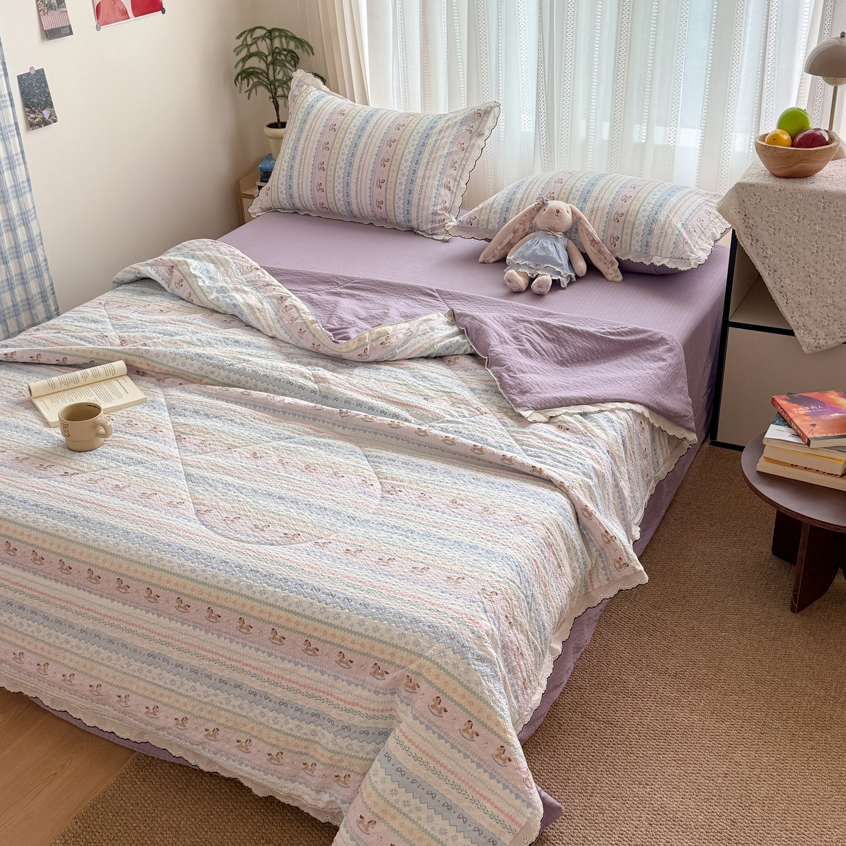 91家纺网 家纺一手货源 找家纺 欧尚 2026新款蕾丝花边夏被款四件套 甜心木马