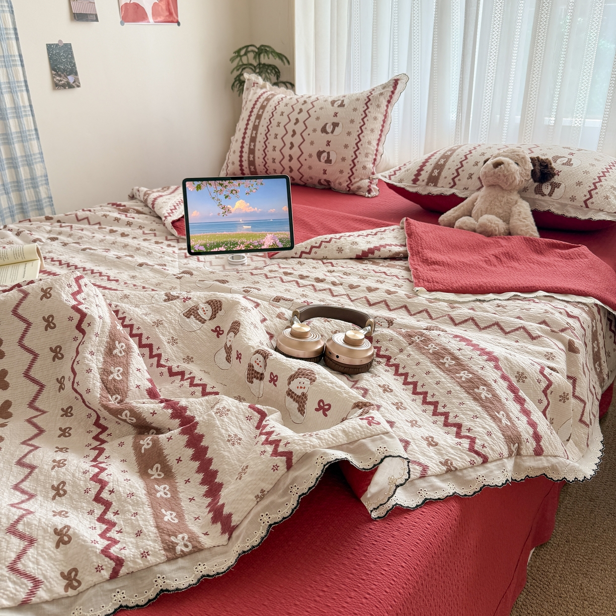 91家纺网 家纺一手货源 找家纺 欧尚 2026新款蕾丝花边夏被款四件套 雪人