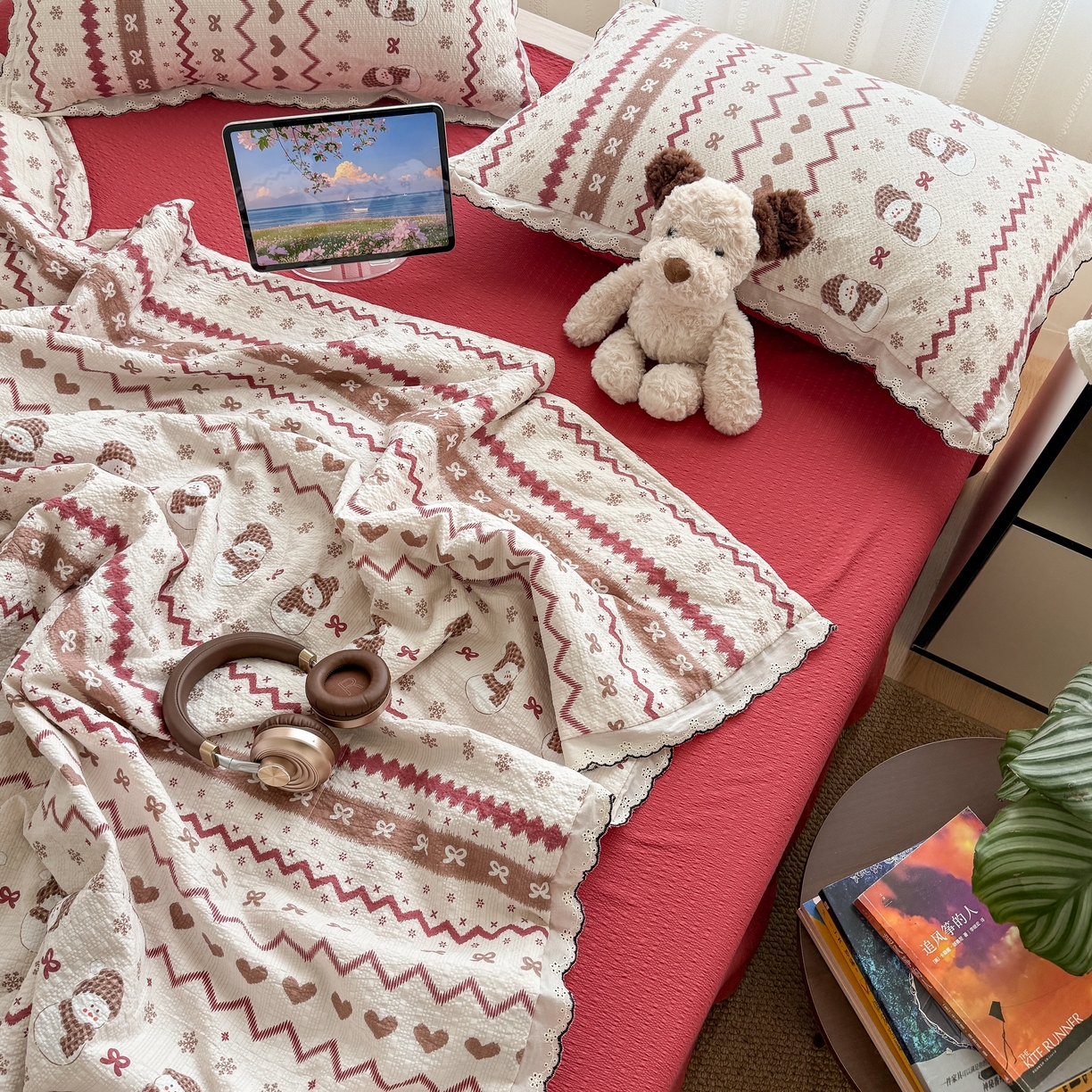 91家纺网 家纺一手货源 找家纺 欧尚 2026新款蕾丝花边夏被款四件套 雪人