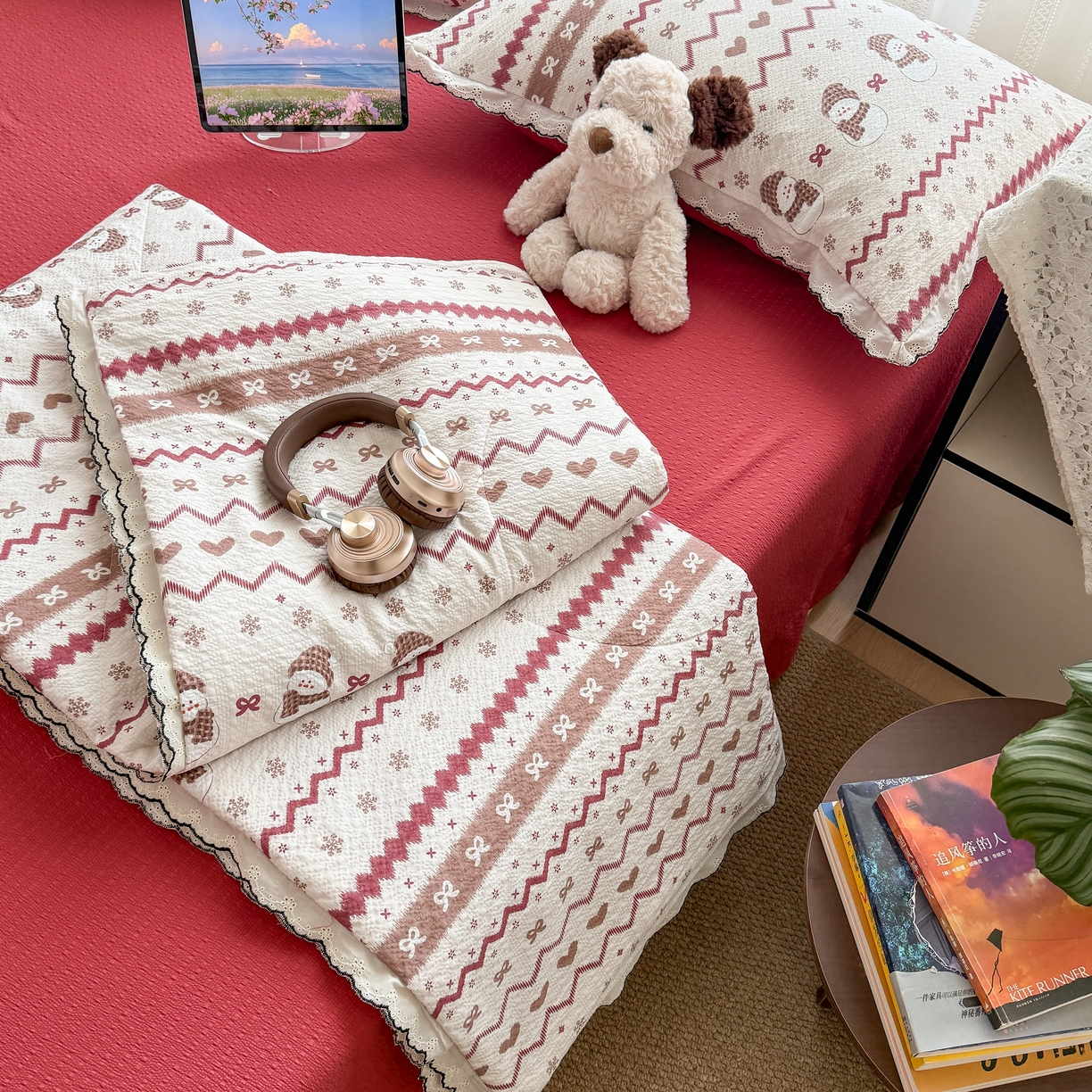91家纺网 家纺一手货源 找家纺 欧尚 2026新款蕾丝花边夏被款四件套 雪人