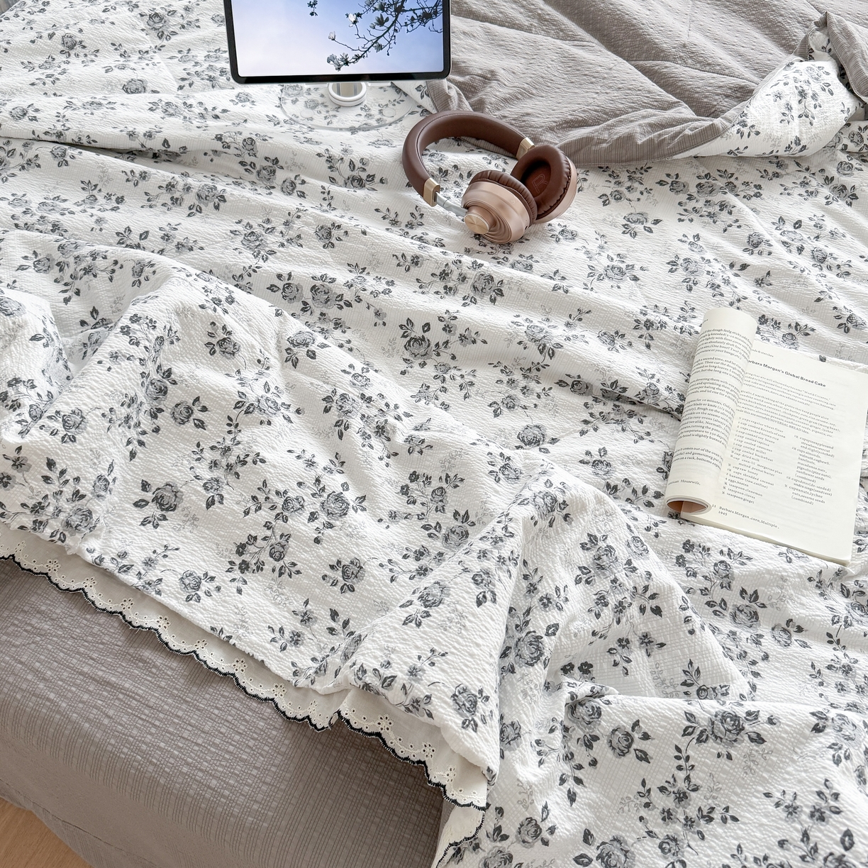 91家纺网 家纺一手货源 找家纺 欧尚 2026新款蕾丝花边夏被款四件套 只闻花香