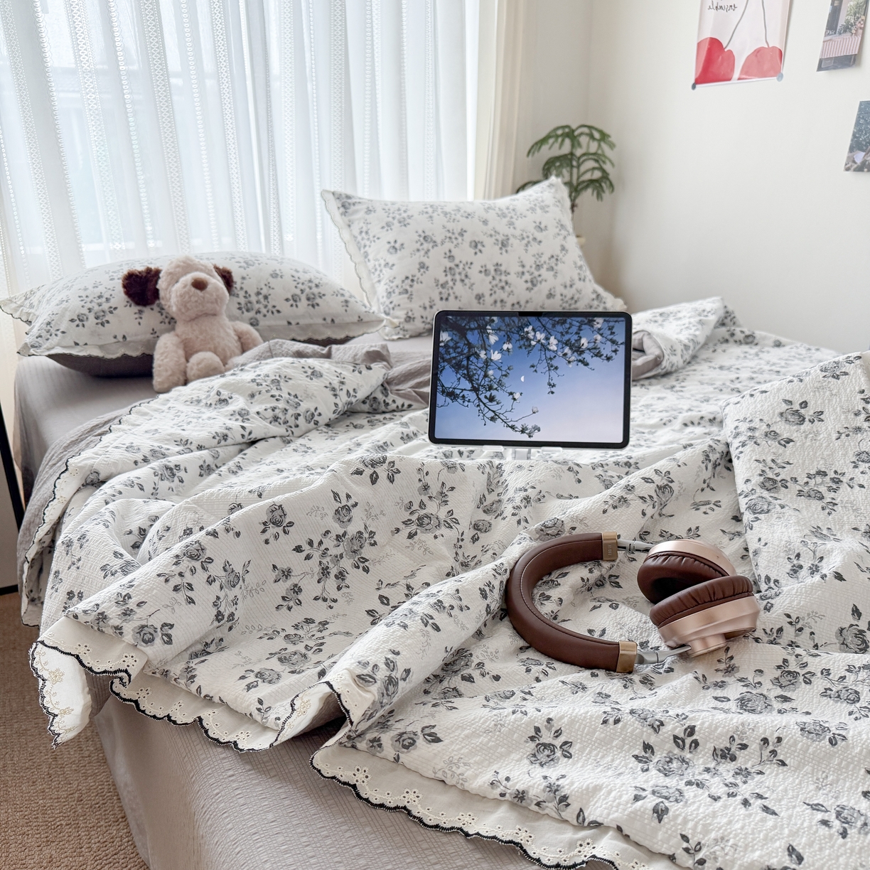 91家纺网 家纺一手货源 找家纺 欧尚 2026新款蕾丝花边夏被款四件套 只闻花香