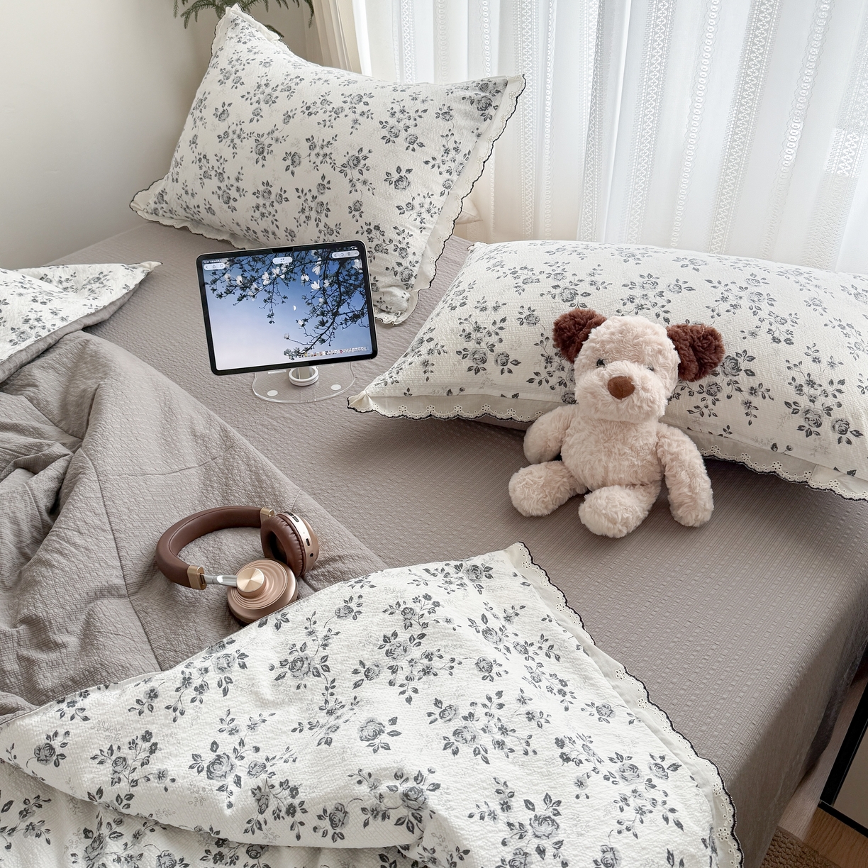 91家纺网 家纺一手货源 找家纺 欧尚 2026新款蕾丝花边夏被款四件套 只闻花香