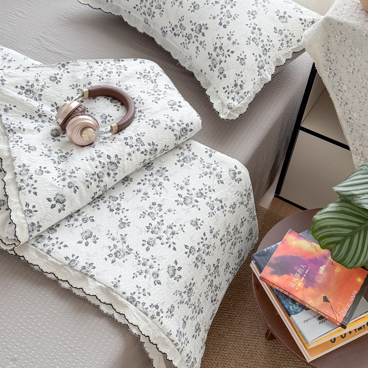 91家纺网 家纺一手货源 找家纺 欧尚 2026新款蕾丝花边夏被款四件套 只闻花香