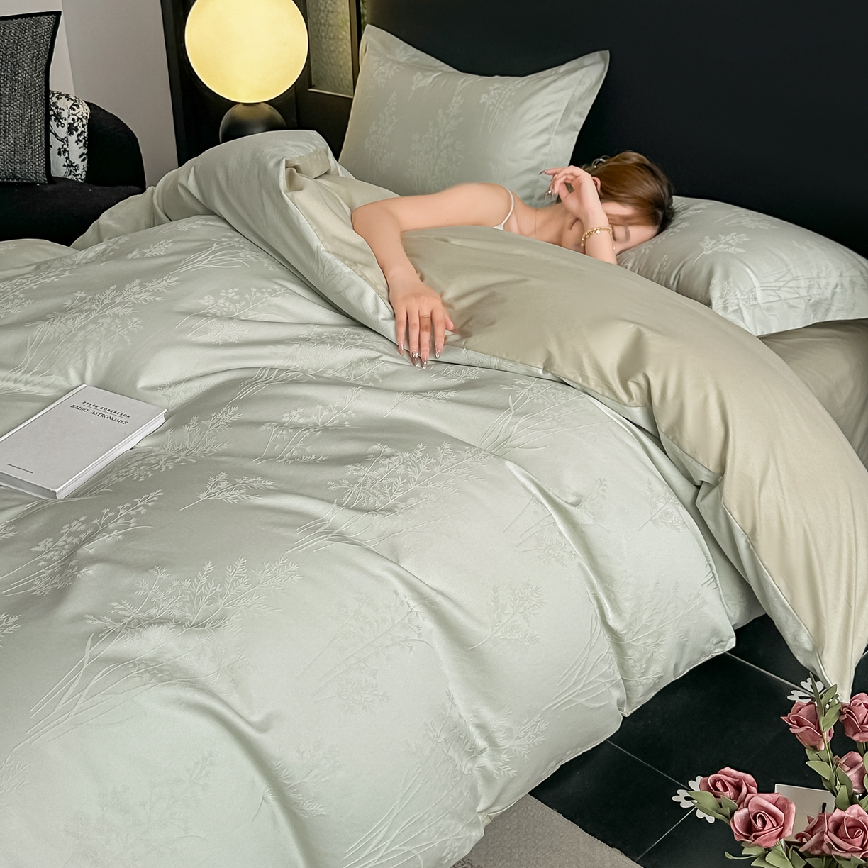 91家纺网 家纺一手货源 找家纺 宅家居 2026新款轻奢A类60支立体浮雕长绒棉纯棉提花贡缎全棉四件套光泽绸缎感三件套 清风颂雅-浅绿