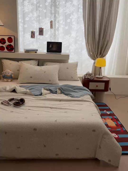 91家纺网 家纺一手货源 找家纺 漫仙阁家纺 2026新款空调被保暖透气抗菌夏被子被芯 甜心狗