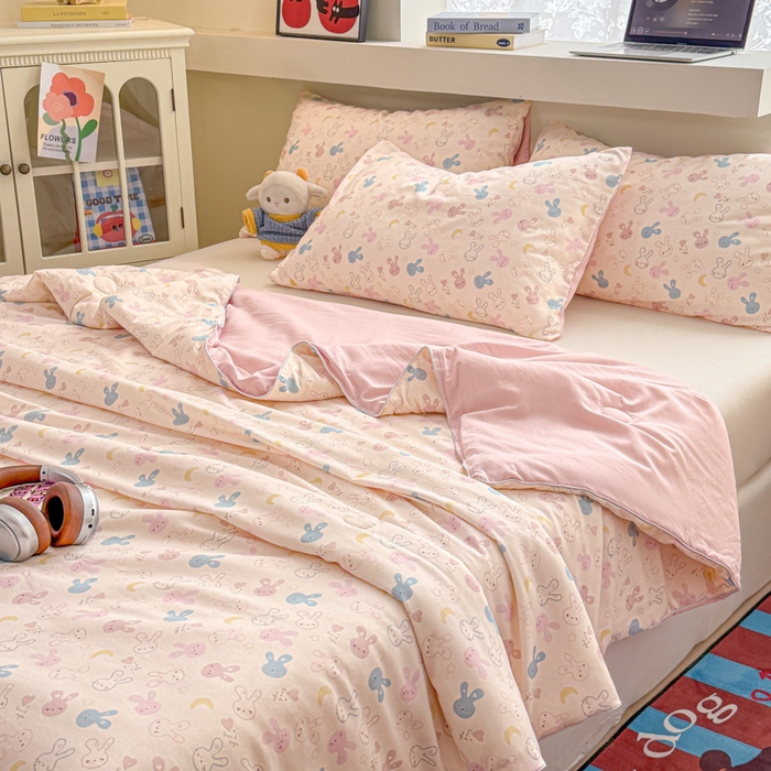 91家纺网 家纺一手货源 找家纺 漫仙阁家纺 2026新款空调被保暖透气抗菌夏被子被芯 兔耳朵