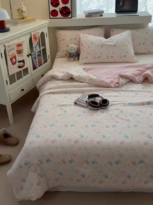 91家纺网 家纺一手货源 找家纺 漫仙阁家纺 2026新款空调被保暖透气抗菌夏被子被芯 兔耳朵