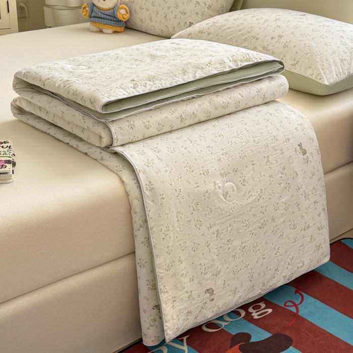 漫仙阁家纺 2026新款空调被保暖透气抗菌夏被子被芯 叶初开