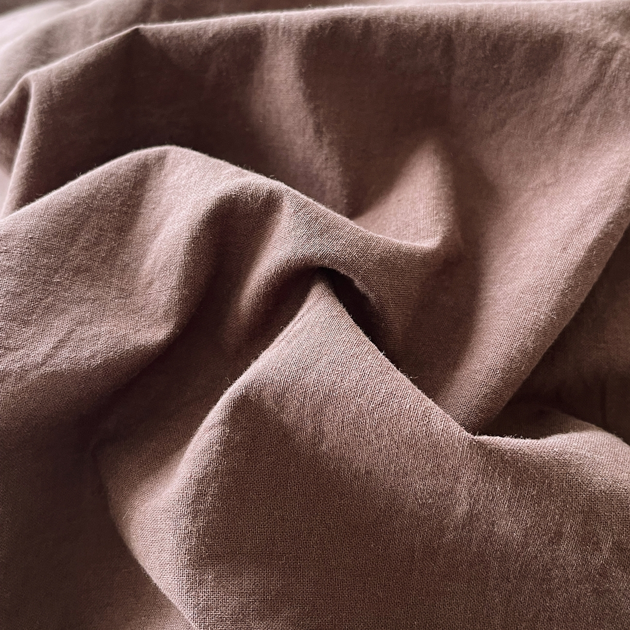 91家纺网 家纺一手货源 找家纺 春皖家纺 2026春夏新款双拼全棉水洗棉单被套被套单件单品被套 慕斯棕-可可红