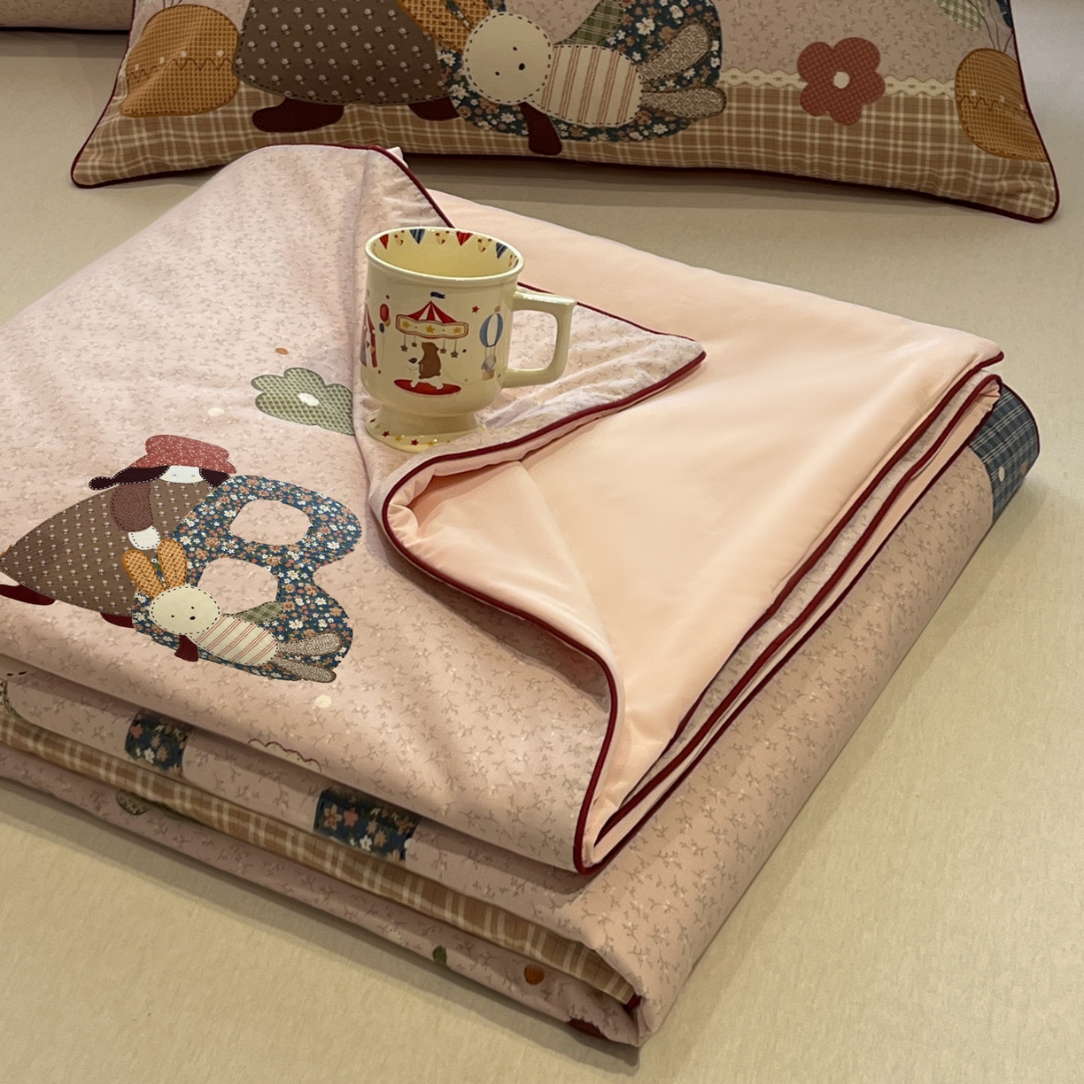 91家纺网 家纺一手货源 找家纺 （总）羚羊语家纺 2026新款全棉印花仿锦氨凉感丝夏被100纯棉空调被卡通两用多功能被子被芯小冰皮冰淇淋夏凉被