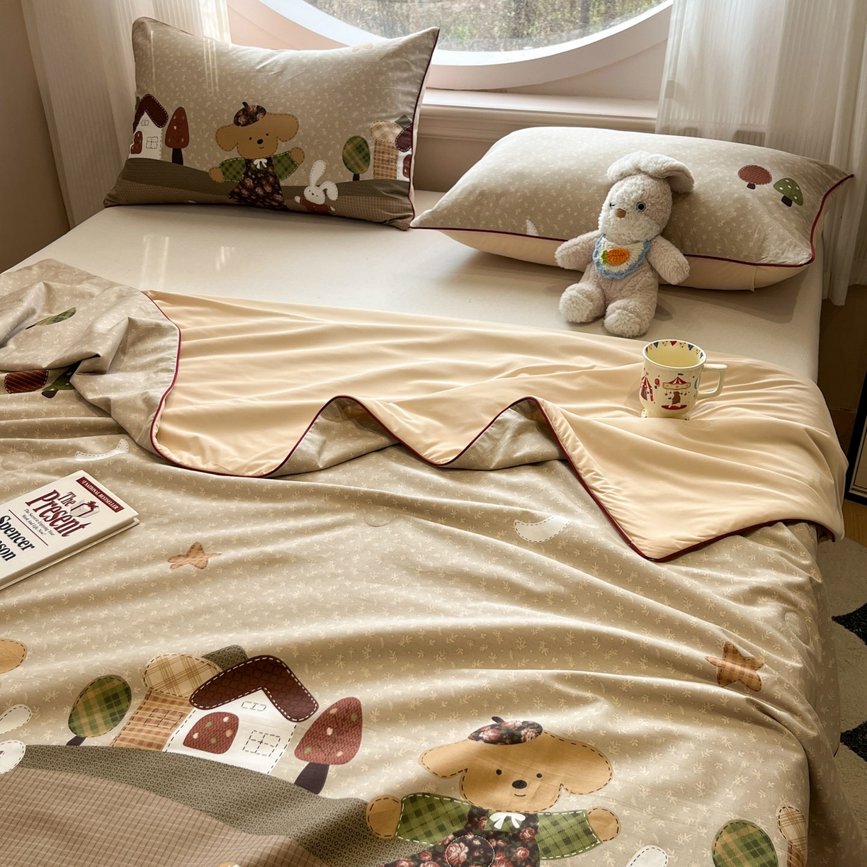 91家纺网 家纺一手货源 找家纺 羚羊语家纺 2026新款全棉印花仿锦氨凉感丝夏被100纯棉空调被卡通两用多功能被子被芯小冰皮冰淇淋夏凉被 艾尔的伙伴