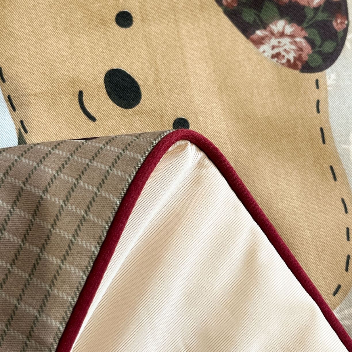 91家纺网 家纺一手货源 找家纺 羚羊语家纺 2026新款全棉印花仿锦氨凉感丝夏被100纯棉空调被卡通两用多功能被子被芯小冰皮冰淇淋夏凉被 艾尔的伙伴