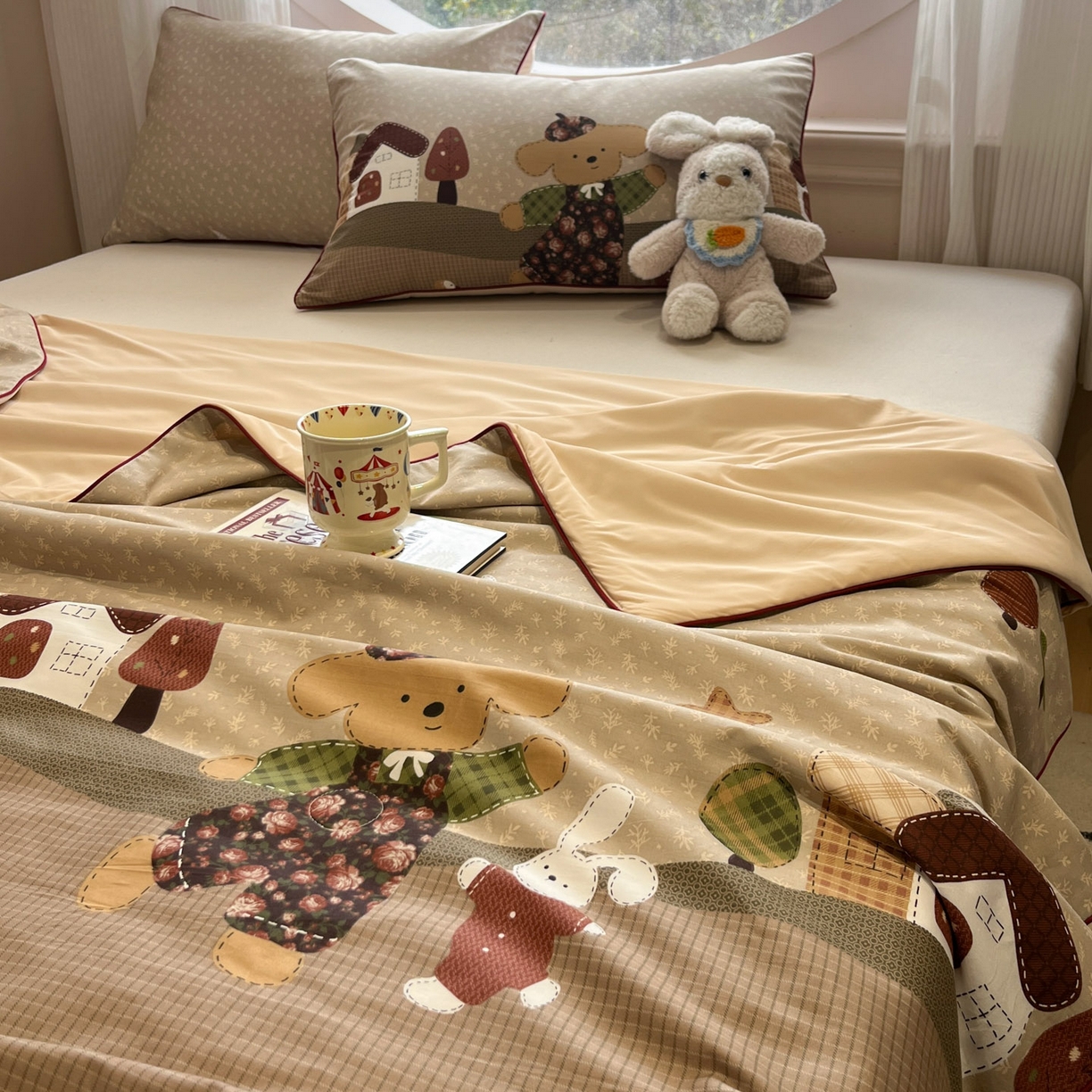 91家纺网 家纺一手货源 找家纺 羚羊语家纺 2026新款全棉印花仿锦氨凉感丝夏被100纯棉空调被卡通两用多功能被子被芯小冰皮冰淇淋夏凉被 艾尔的伙伴