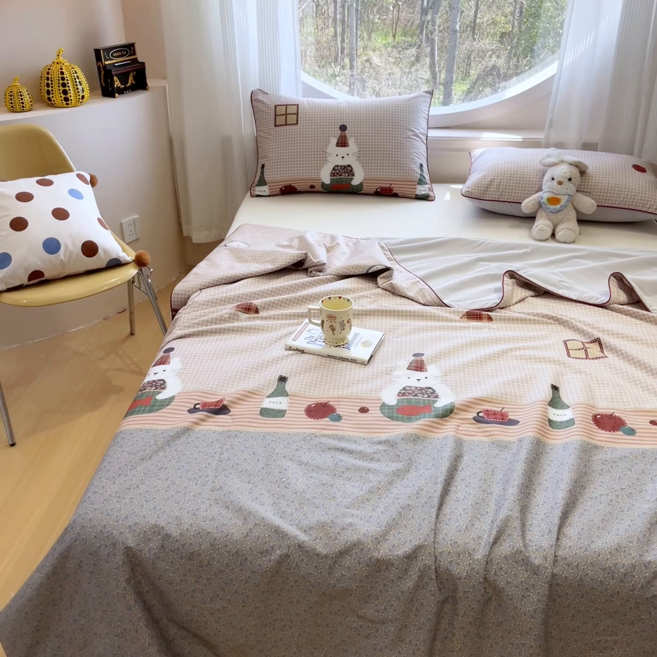 91家纺网 家纺一手货源 找家纺 羚羊语家纺 2026新款全棉印花仿锦氨凉感丝夏被100纯棉空调被卡通两用多功能被子被芯小冰皮冰淇淋夏凉被 奶芙猫