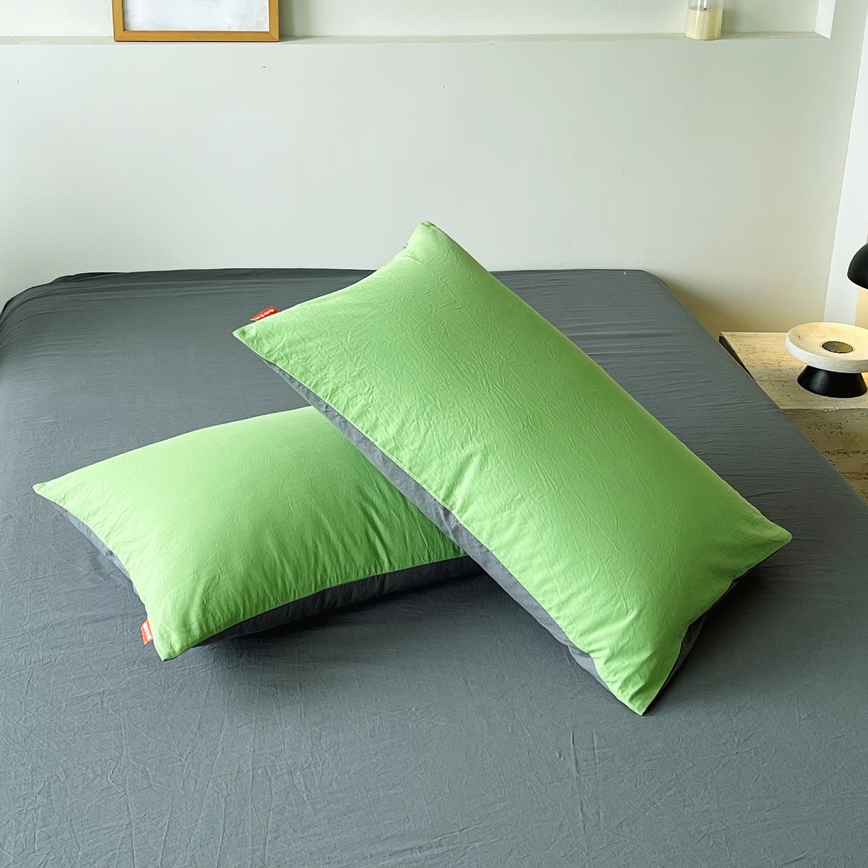 91家纺网 家纺一手货源 找家纺 春皖家纺 2026春夏新款双拼全棉水洗棉单枕套枕套单件单品枕套 青草绿-墨灰