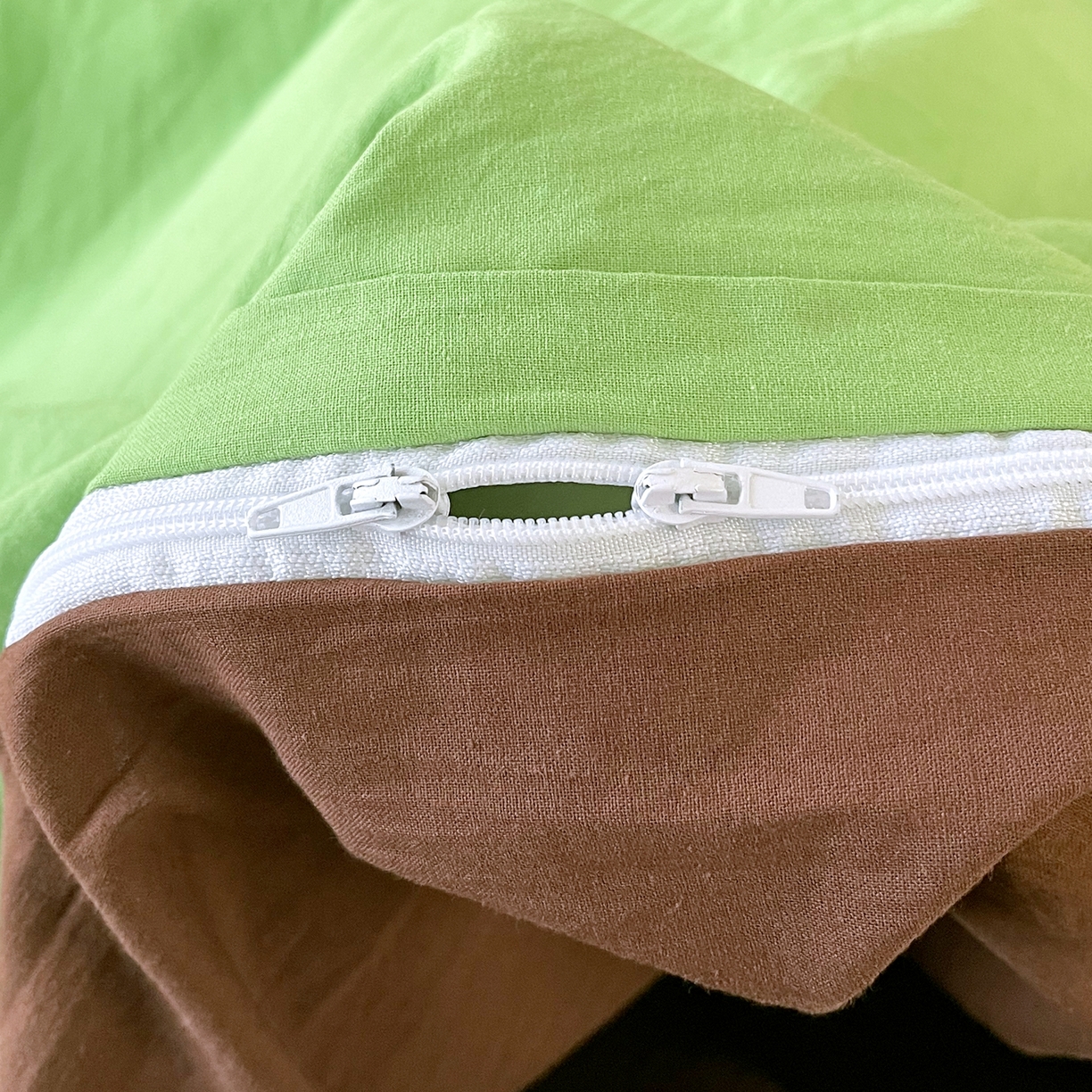 91家纺网 家纺一手货源 找家纺 春皖家纺 2026春夏新款双拼全棉水洗棉单被套被套单件单品被套 青草绿-慕斯棕