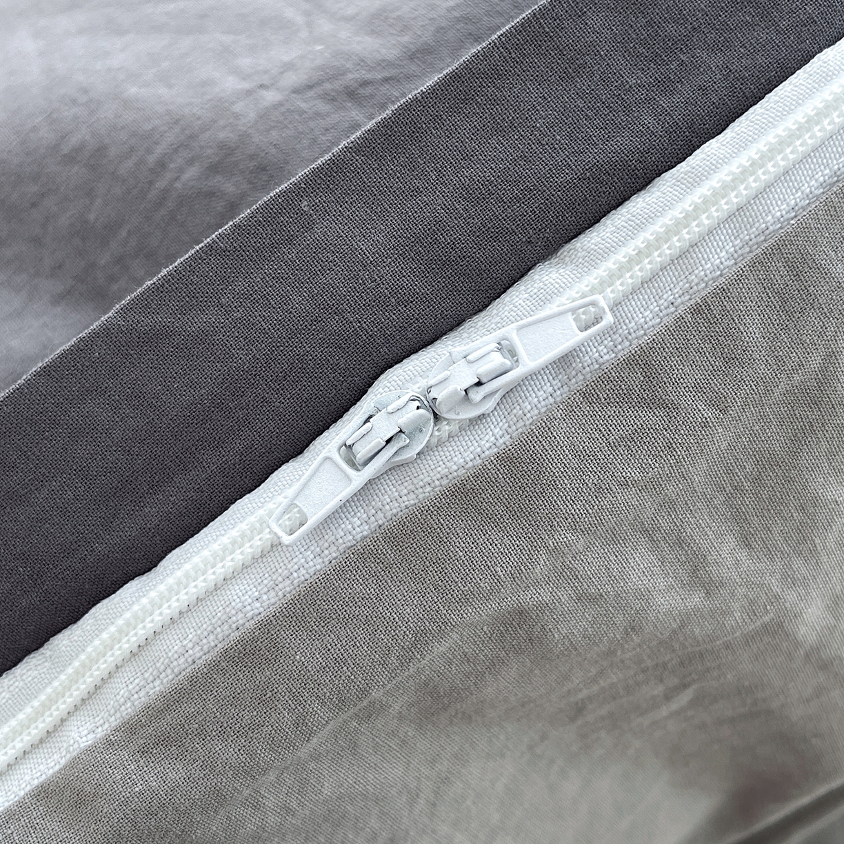 91家纺网 家纺一手货源 找家纺 春皖家纺 2026春夏新款双拼全棉水洗棉单被套被套单件单品被套 深灰-浅灰