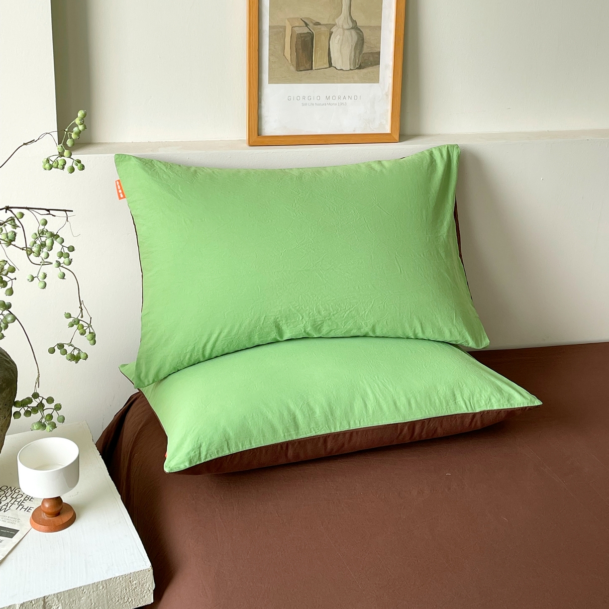 91家纺网 家纺一手货源 找家纺 春皖家纺 2026春夏新款双拼全棉水洗棉单枕套枕套单件单品枕套 青草绿-慕斯棕