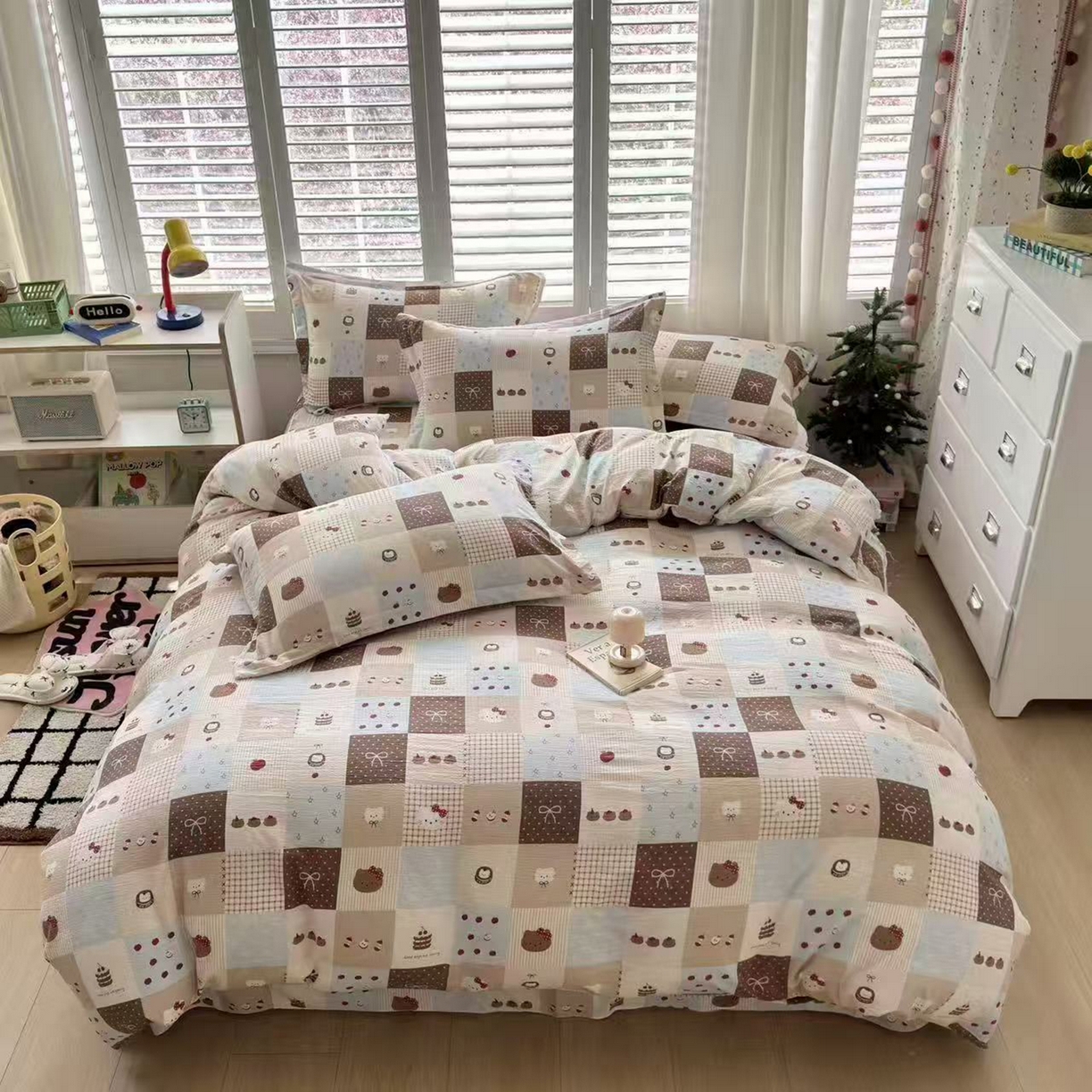 91家纺网 家纺一手货源 找家纺 恋尚羽家纺 2026新款双层纱水洗棉四件套 蛋糕猫