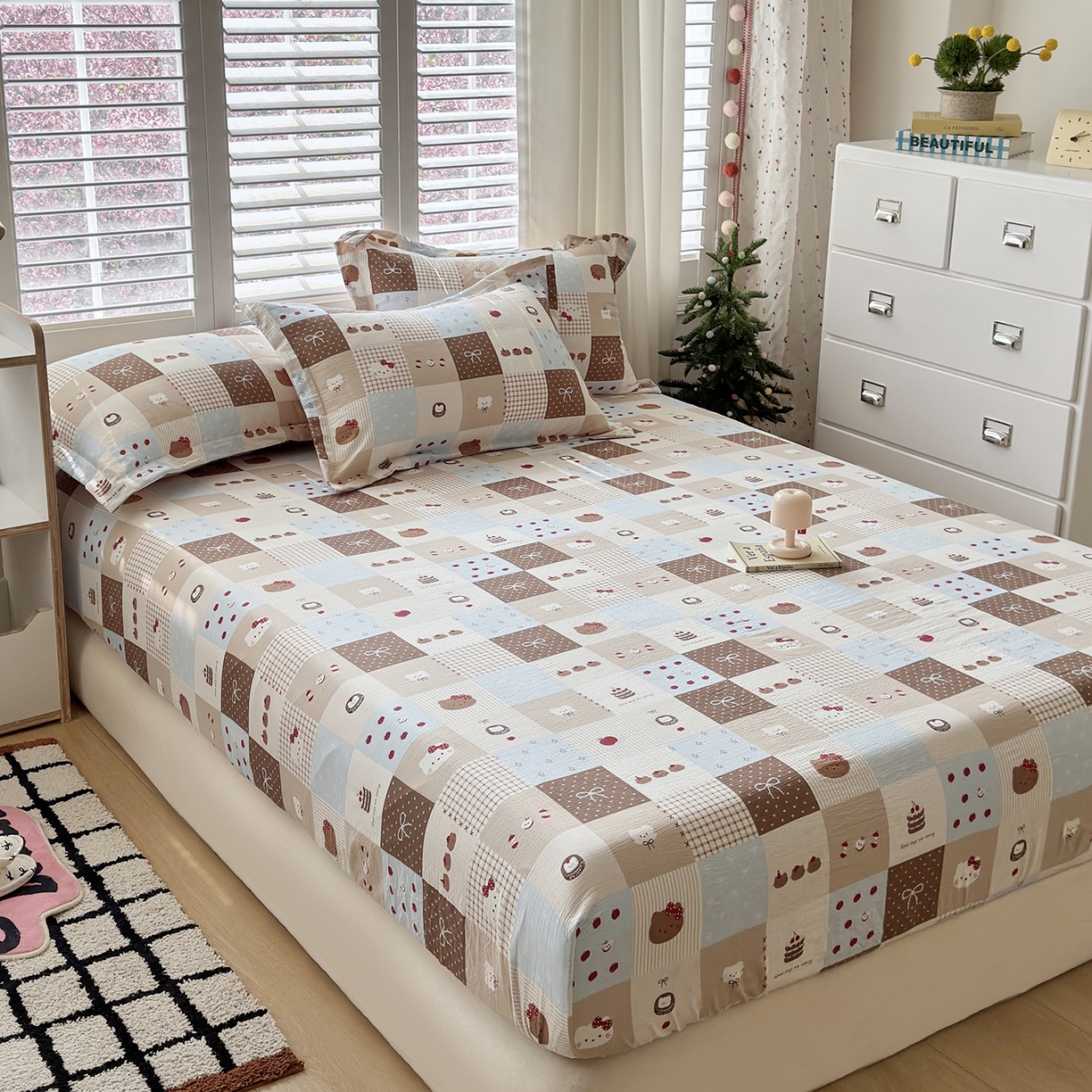 91家纺网 家纺一手货源 找家纺 恋尚羽家纺 2026新款双层纱水洗棉四件套 蛋糕猫