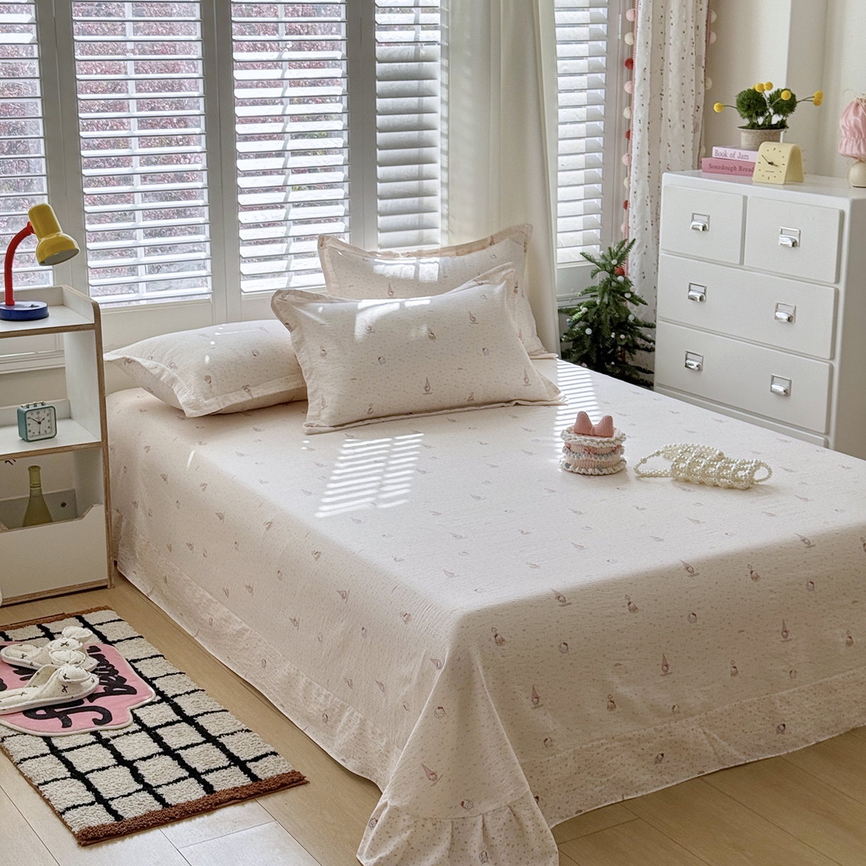 91家纺网 家纺一手货源 找家纺 恋尚羽家纺 2026新款双层纱水洗棉四件套 小矮人