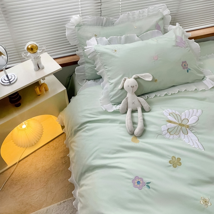 91家纺网 家纺一手货源 找家纺 玉相逢 2026新款全棉水洗棉绣花四件套-蝴蝶夫人系列（棚拍图） 蝴蝶夫人-绿