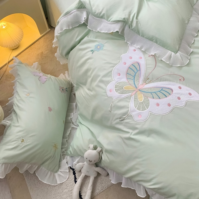91家纺网 家纺一手货源 找家纺 玉相逢 2026新款全棉水洗棉绣花四件套-蝴蝶夫人系列（棚拍图） 蝴蝶夫人-绿