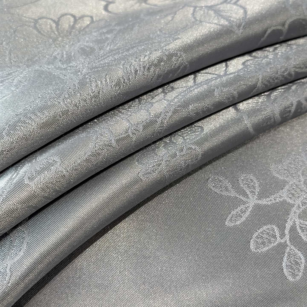 91家纺网 家纺一手货源 找家纺 博纳家纺 2026新款轻奢高端色织定位提花拼角镂空款夏被四件套冰丝凉感夏被四件套繁花魅影 绅士灰