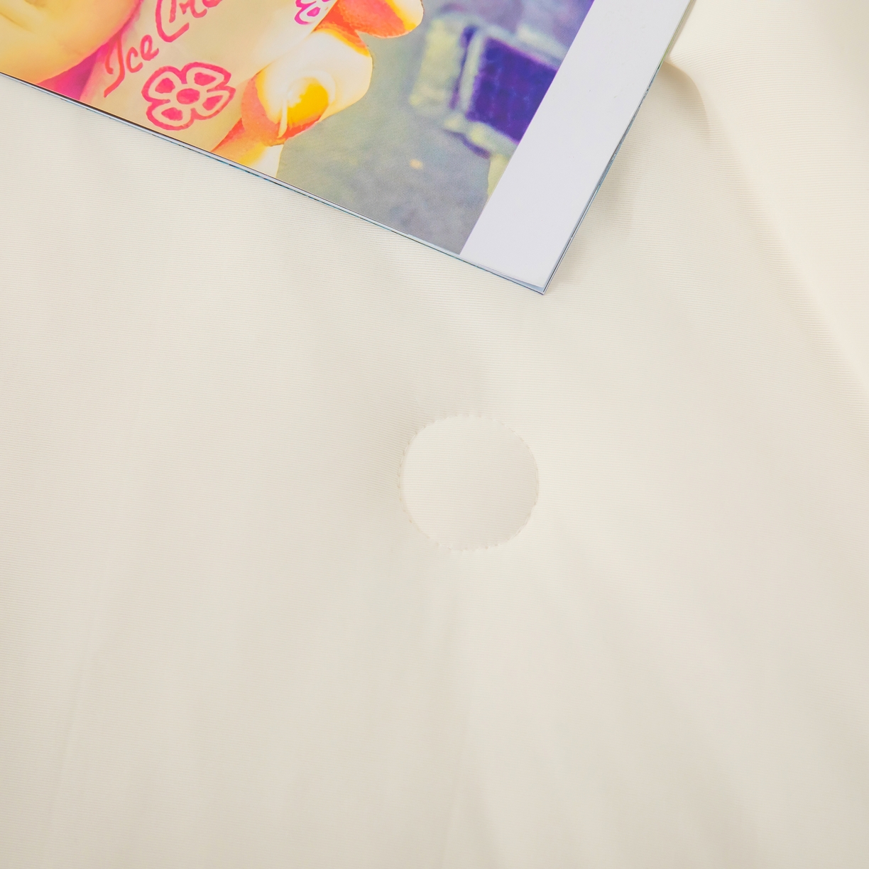 91家纺网 家纺一手货源 找家纺 木兰花 2026新款凉感A类氨纶凉感丝夏被空调被夏凉被 奶油白