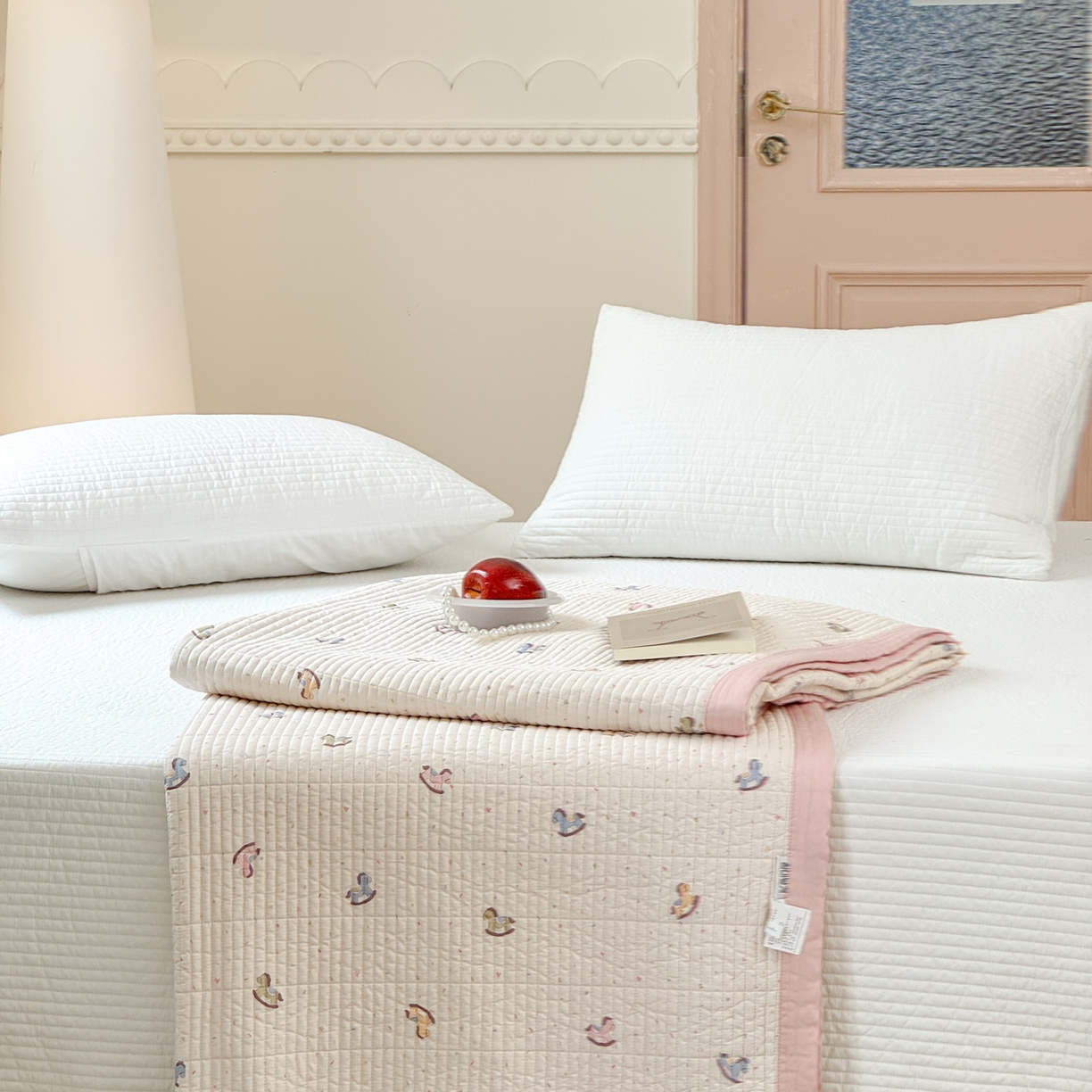 91家纺网 家纺一手货源 找家纺 床盖工厂店 2026新款双面莫代尔天丝软凉席可铺可盖单床盖床盖单件 旋转木马