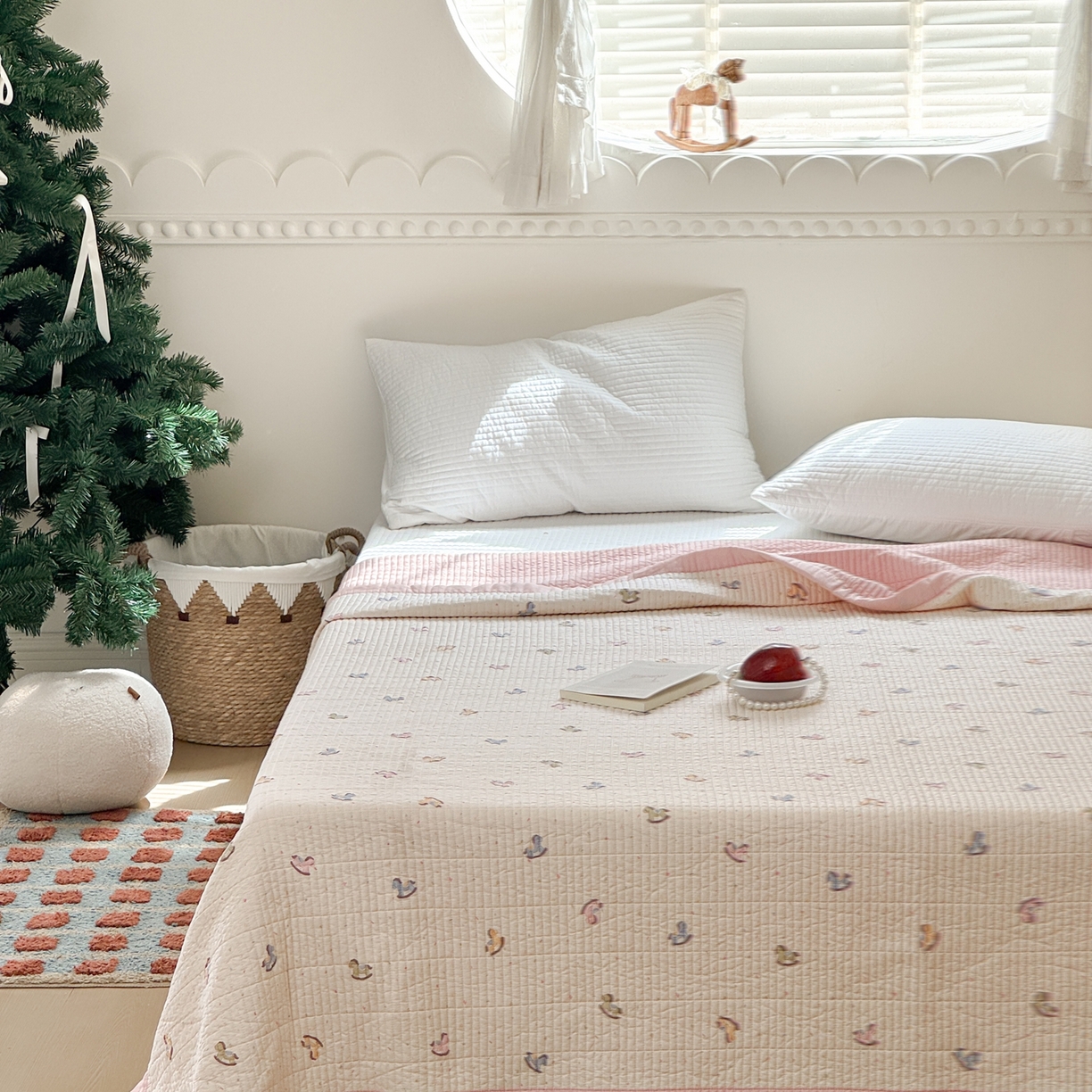 91家纺网 家纺一手货源 找家纺 床盖工厂店 2026新款双面莫代尔天丝软凉席可铺可盖单床盖床盖单件 旋转木马