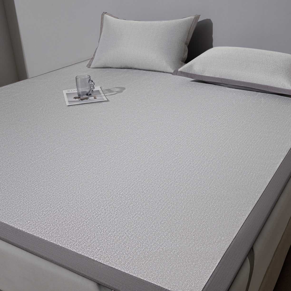 91家纺网 家纺一手货源 找家纺 航途席业 2026新款清澜肌理粗冰丝凉席席子-可机洗 灰