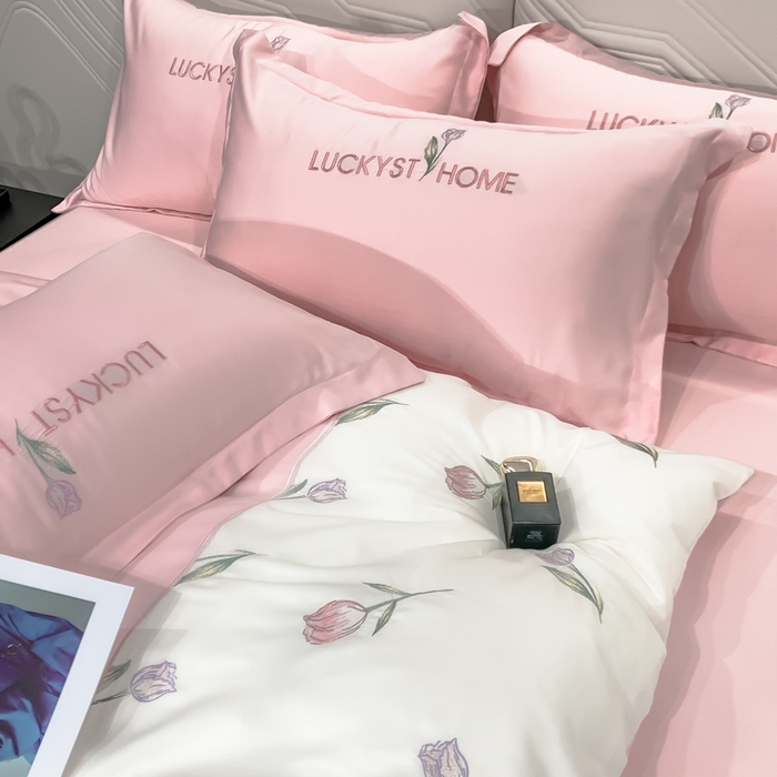 91家纺网 家纺一手货源 找家纺 （总）玉相逢 2026新品天丝双拼刺绣四件套-卡骆驰系列