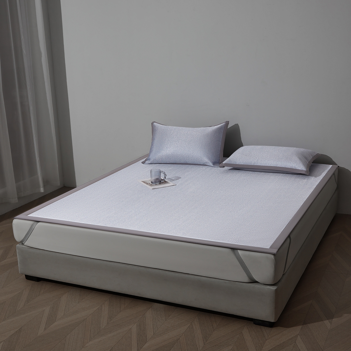 91家纺网 家纺一手货源 找家纺 航途席业 2026新款清澜肌理粗冰丝凉席席子-可机洗 蓝紫