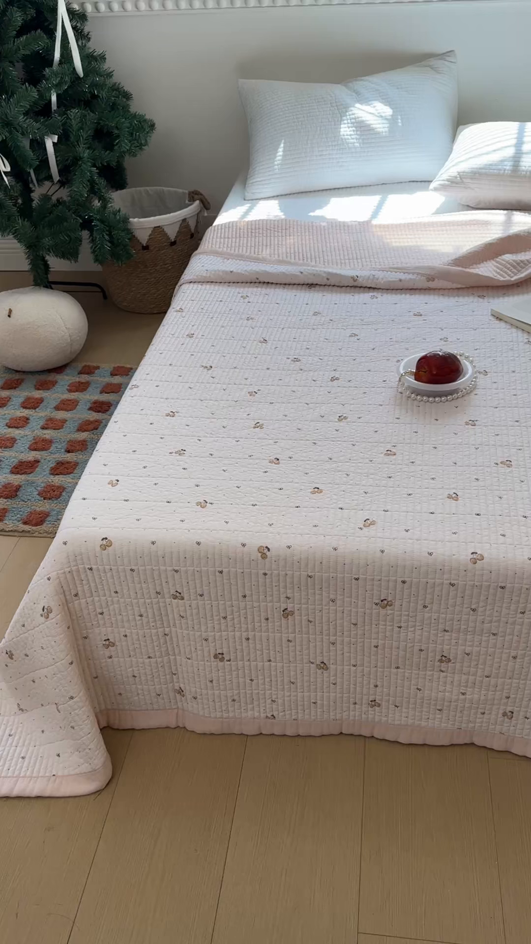 91家纺网 家纺一手货源 找家纺 床盖工厂店 2026新款双面莫代尔天丝软凉席可铺可盖单床盖床盖单件 芝士樱桃-米