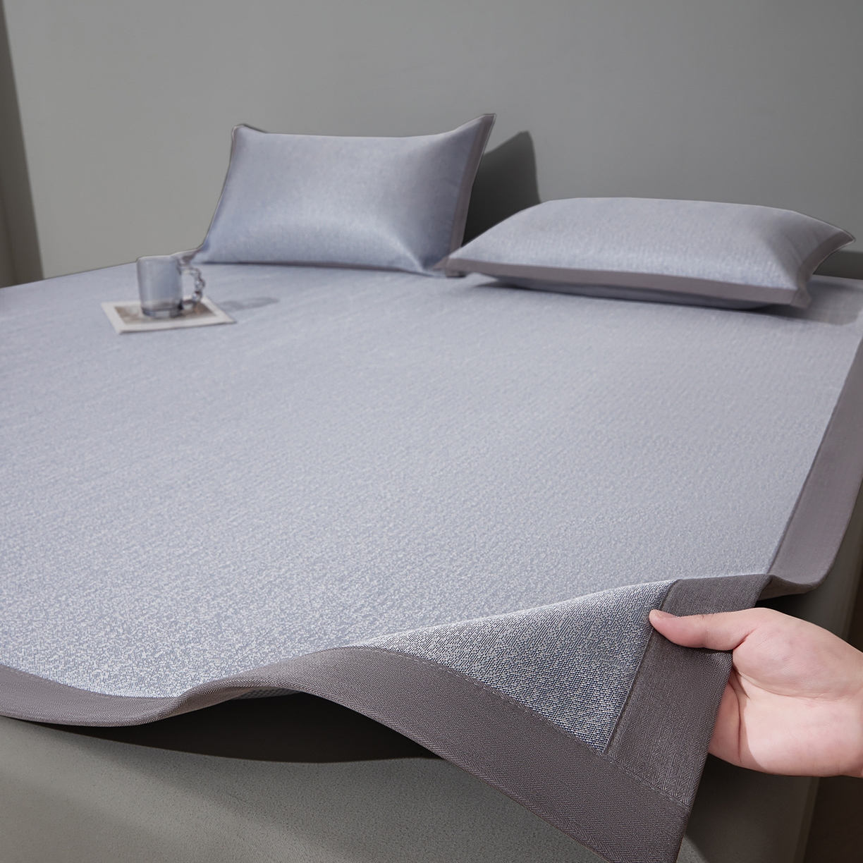 91家纺网 家纺一手货源 找家纺 航途席业 2026新款清澜肌理粗冰丝凉席席子-可机洗 蓝紫