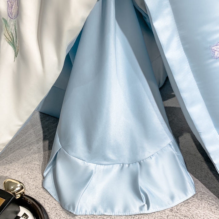 91家纺网 家纺一手货源 找家纺 玉相逢 2026新品天丝双拼刺绣四件套-卡骆驰系列 天空蓝