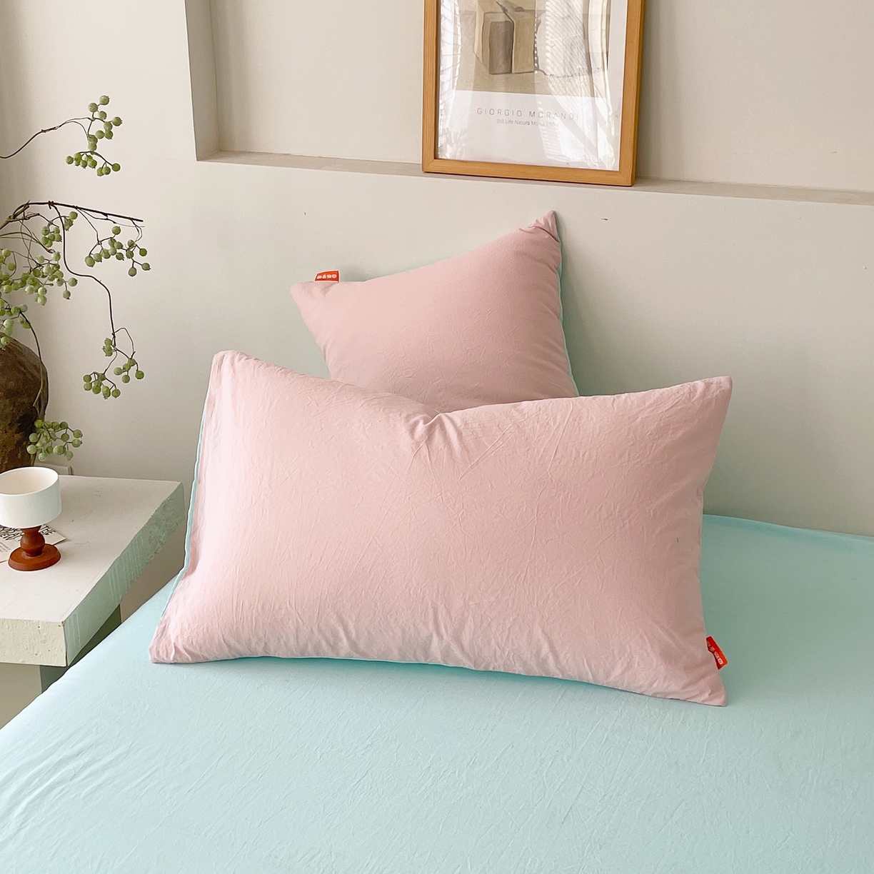 91家纺网 家纺一手货源 找家纺 春皖家纺 2026春夏新款双拼全棉水洗棉单枕套枕套单件单品枕套 樱花粉-翠兰