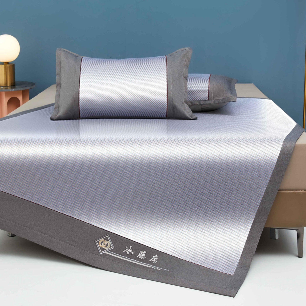 91家纺网 家纺一手货源 找家纺 席匠 2026新款冰藤三明治凉席席子 蓝色