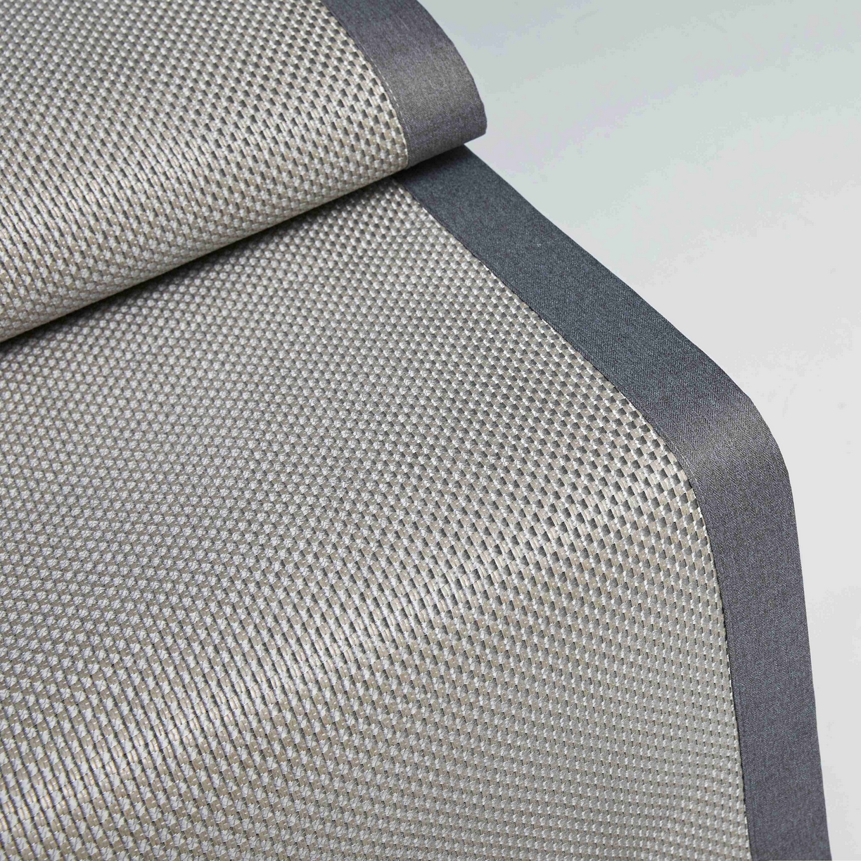 91家纺网 家纺一手货源 找家纺 席匠 2026新款冰藤三明治凉席席子 灰色