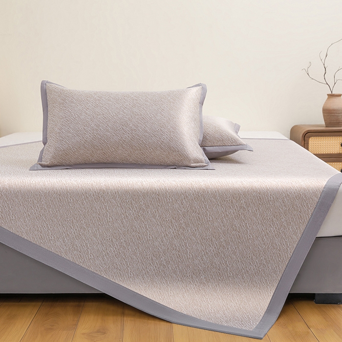 91家纺网 家纺一手货源 找家纺 航途席业 2026新款素锦色织纯冰丝席凉席席子 栗咖