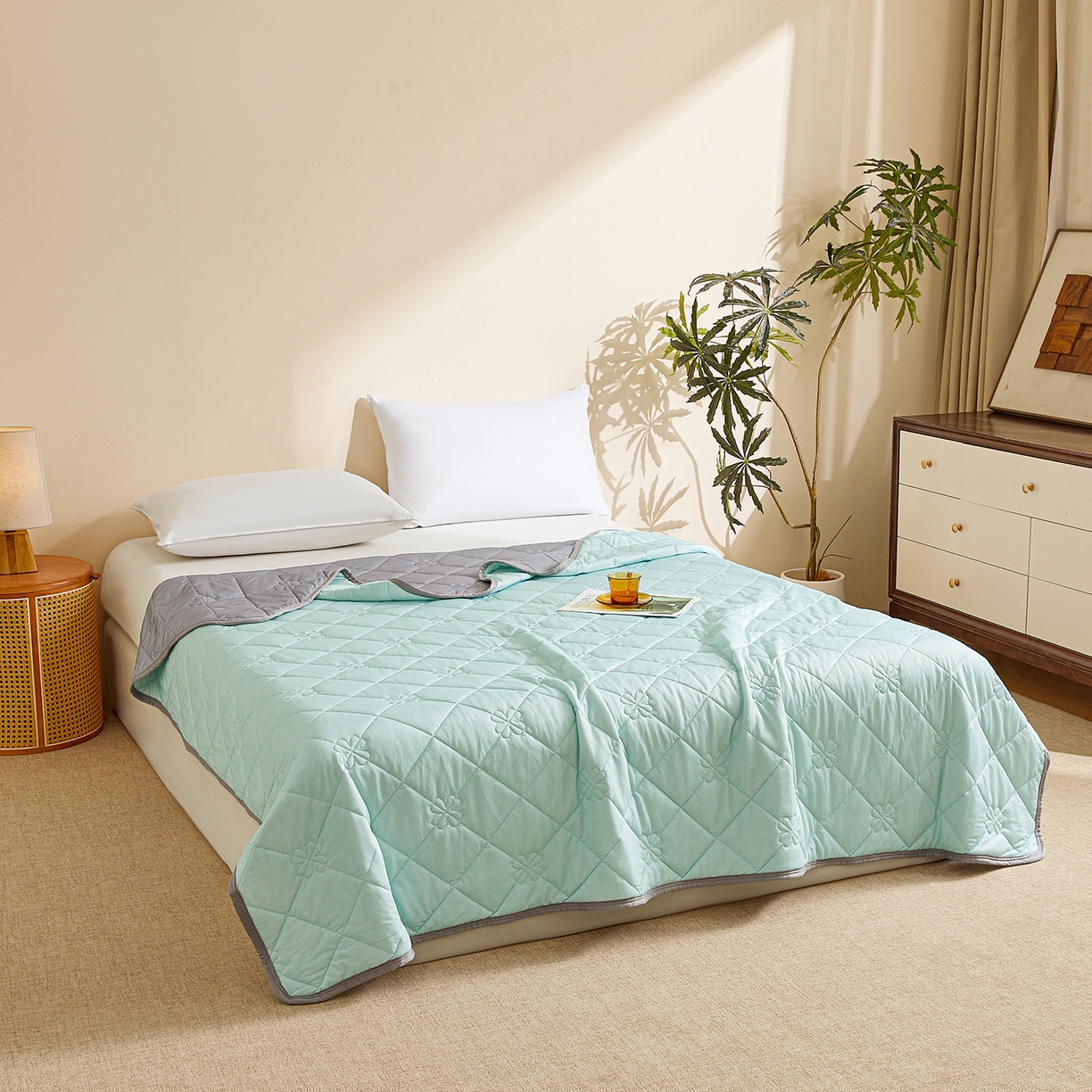 91家纺网 家纺一手货源 找家纺 （总）魅图家纺 2026新款跨境A类凉感丝夏被-中文版